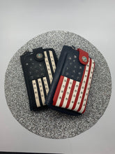 Load image into Gallery viewer, The Chic Wallet** VARIOUS STYLES