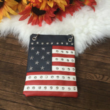 Load image into Gallery viewer, CHIC737