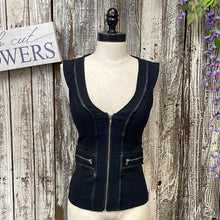 Load image into Gallery viewer, O yes Corset Vest
