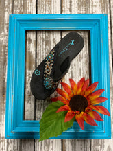 Load image into Gallery viewer, Sassy Montana FlipFlops

