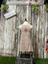 Load image into Gallery viewer, Vocal Roses &amp; Wings Tank
