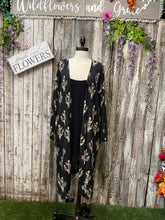 Load image into Gallery viewer, Native Cacti Kimono
