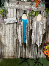 Load image into Gallery viewer, Velvet Kimono
