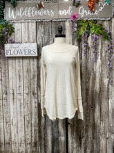 Load image into Gallery viewer, Light &amp; Lacey
