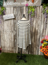 Load image into Gallery viewer, Vocal Black &amp; Crème Stripped Sweater
