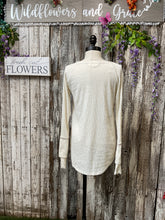 Load image into Gallery viewer, Light &amp; Lacey
