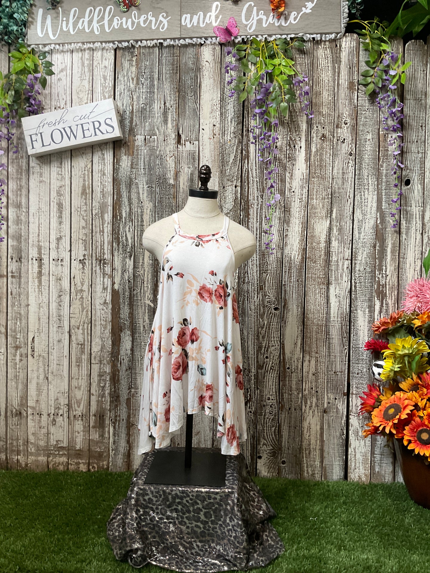 Crème Floral Tunic Tank