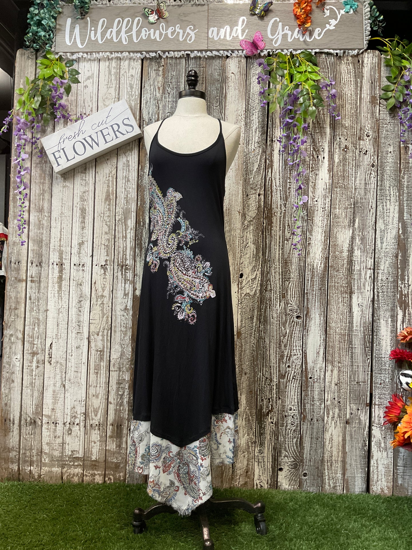 Be Vocal Pretty in Paisley