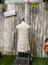 Load image into Gallery viewer, Crème Long Crochet Tank Top
