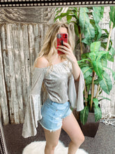 Load image into Gallery viewer, So Glam
