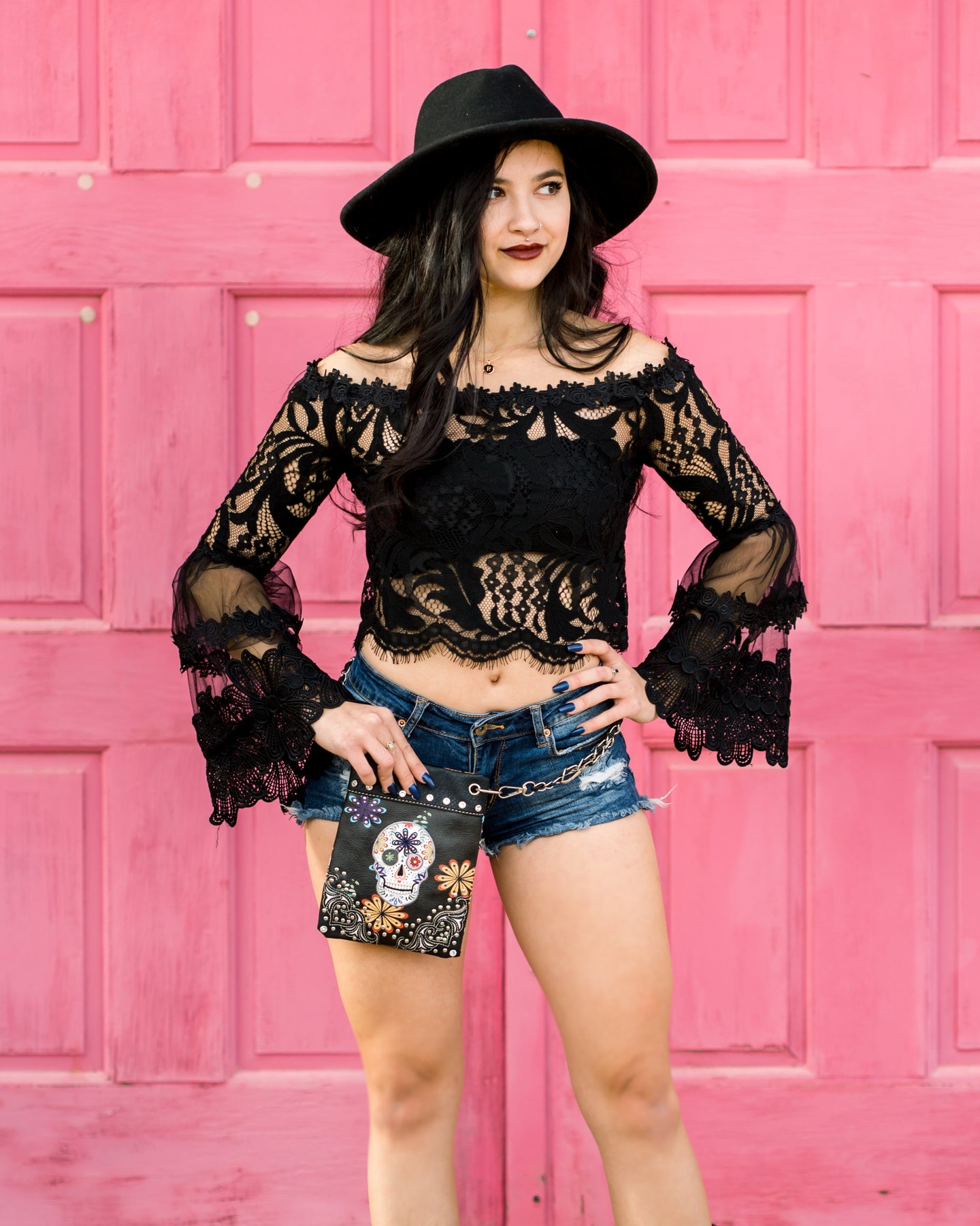 Lace Me Up before you go-go*